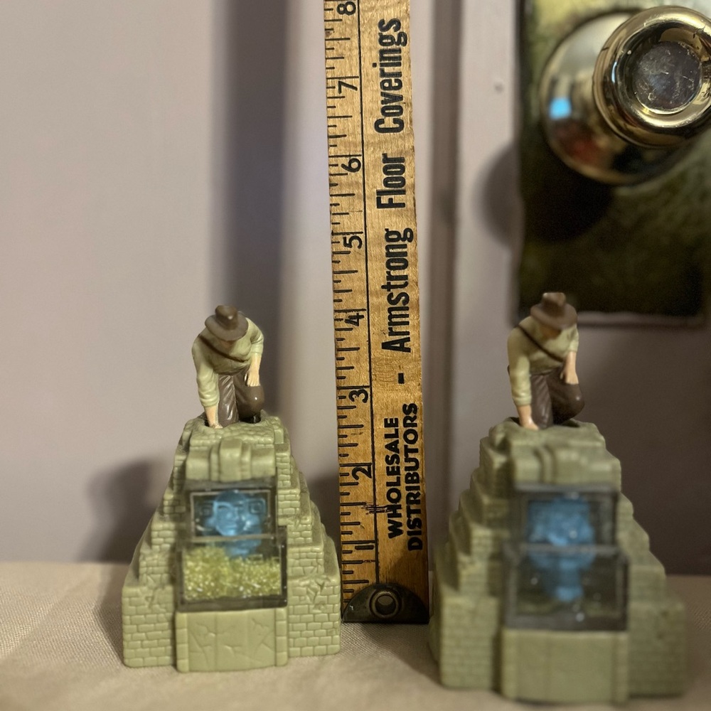 Indiana Jones Explorer Temple Mini Playset Figures - Picture 5 of 6